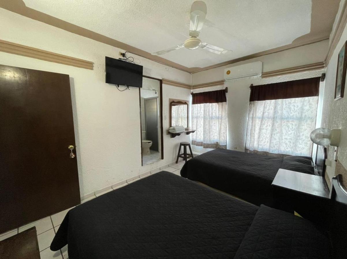 Hotel Moreno سيوداد فاليس المظهر الخارجي الصورة
