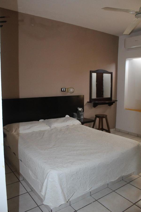 Hotel Moreno سيوداد فاليس المظهر الخارجي الصورة